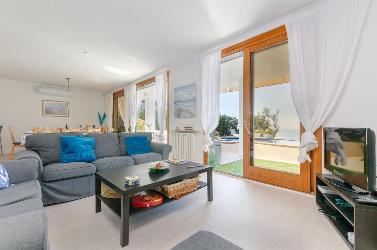 Yourhouse Somni Лукмахор Екстериор снимка